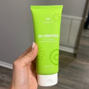 Marlys Tan Accelorator